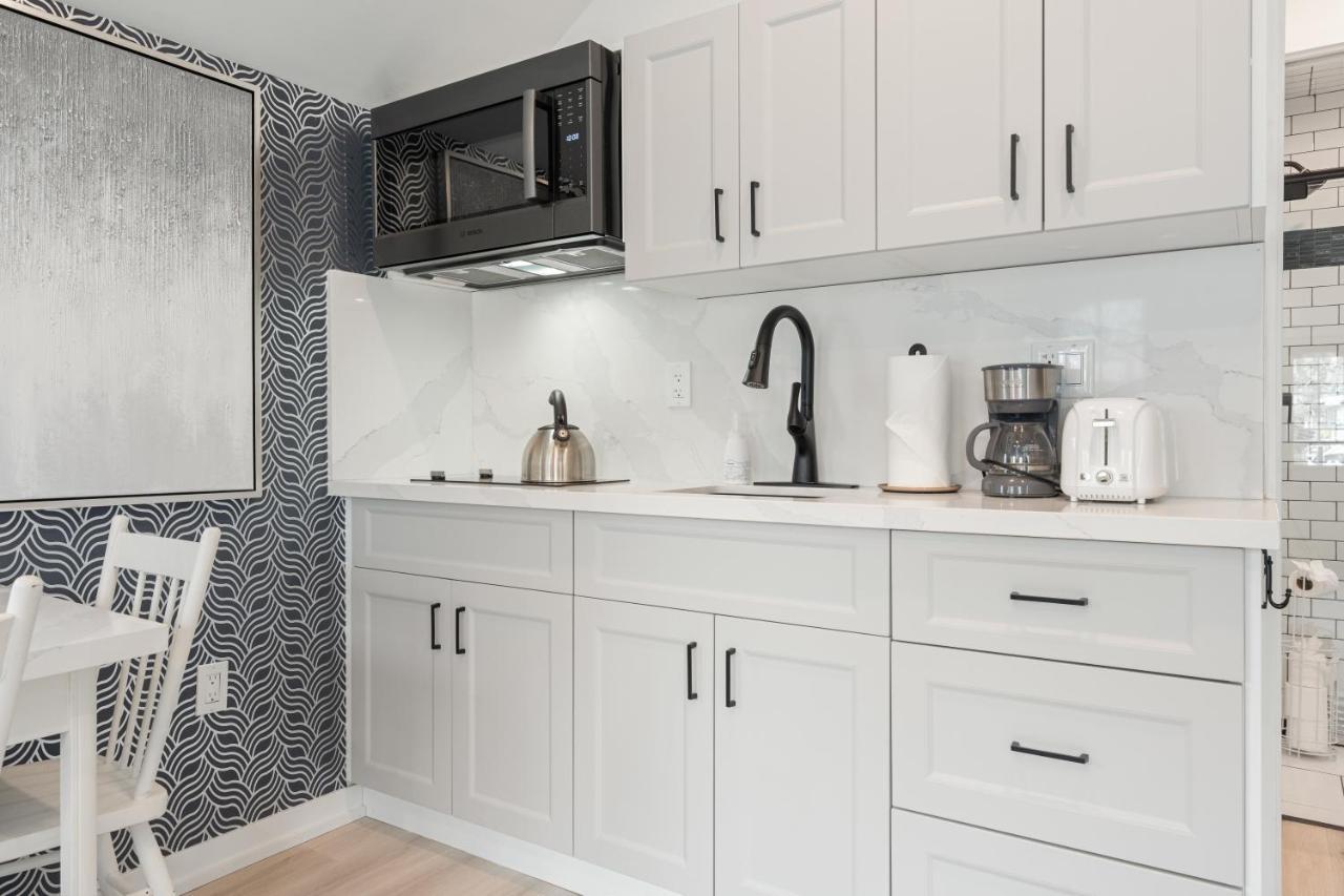 Luxe Lodges On Lake Erie Port Dover Εξωτερικό φωτογραφία