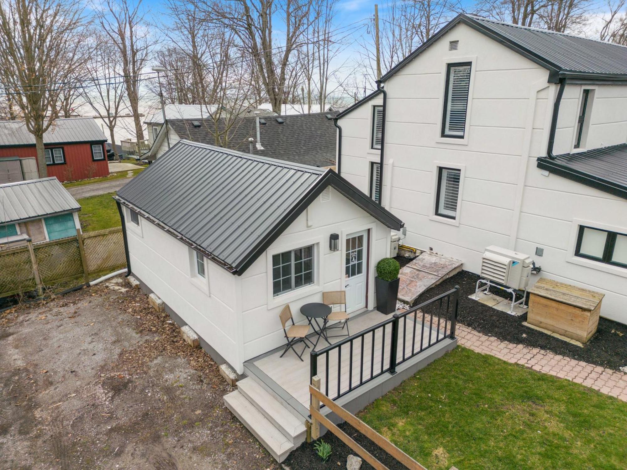 Luxe Lodges On Lake Erie Port Dover Εξωτερικό φωτογραφία