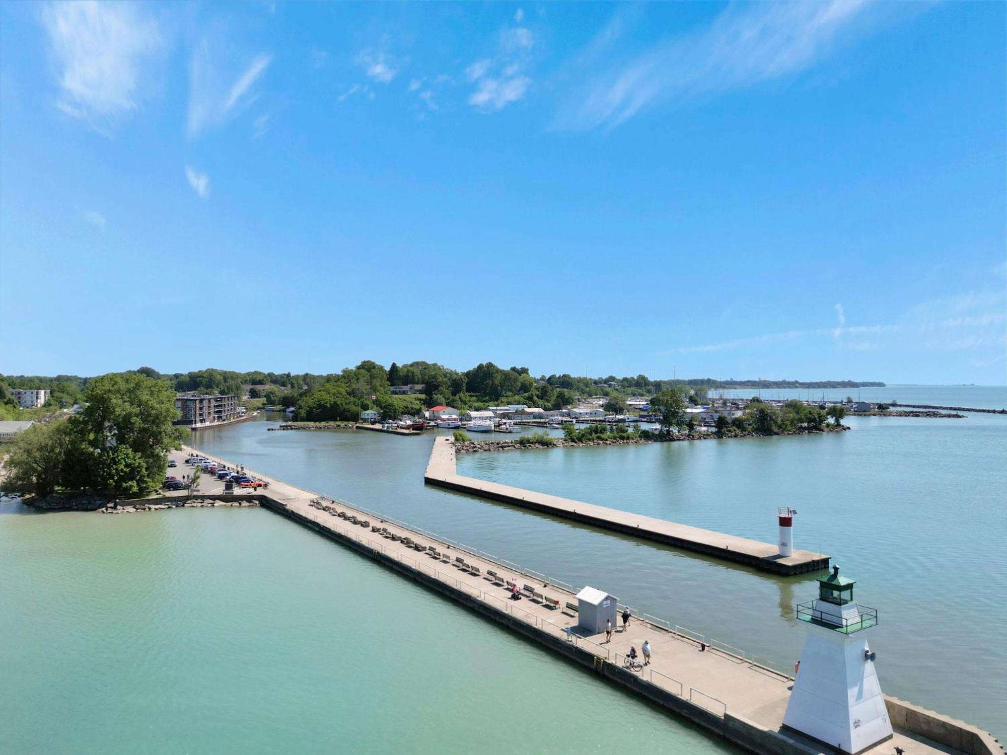 Luxe Lodges On Lake Erie Port Dover Εξωτερικό φωτογραφία